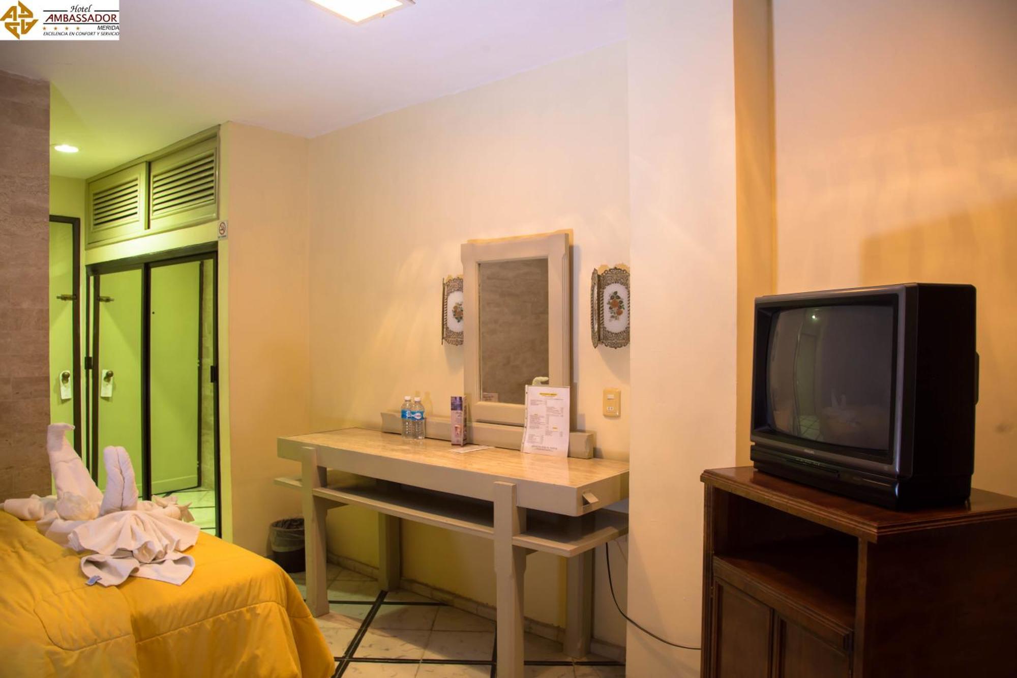 Hotel Ambassador Merida Ruang foto